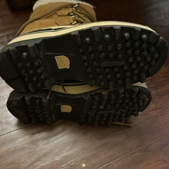 Sorel Brown and Black Winter Boots - Picture 8 of 9